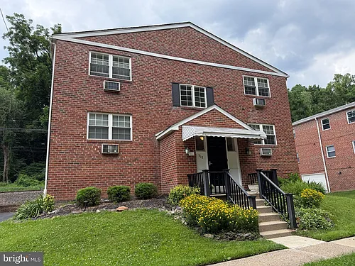 512 Stidman Dr #D4 Photo 1 512 Stidman Dr #D4 Photo 1
