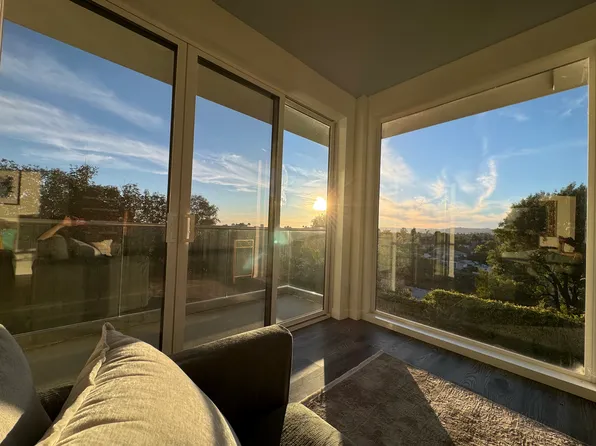 1551 N Lucretia Ave, Los Angeles, CA 90026