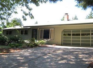 21711 S Crestview Dr, Oregon City, OR 97045