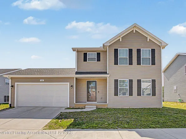 616 Muirfield Dr, Eaton Rapids, MI 48827