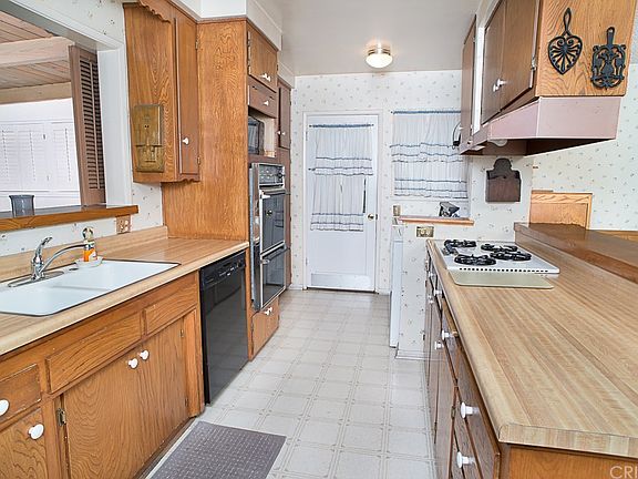 4th image of 16826 Citronia St