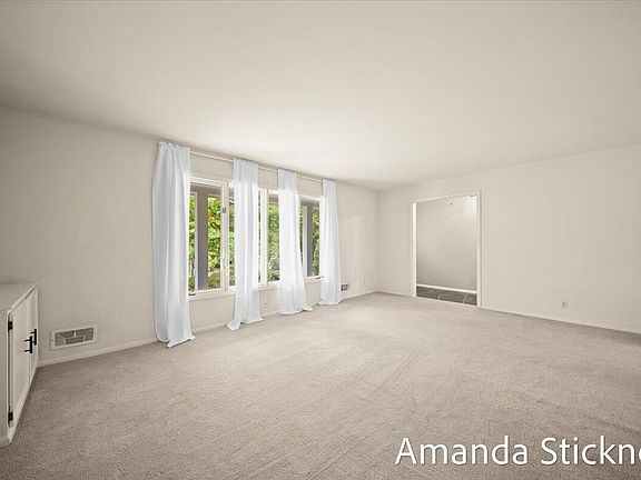 4th image of 4701 Kimball Ave SE