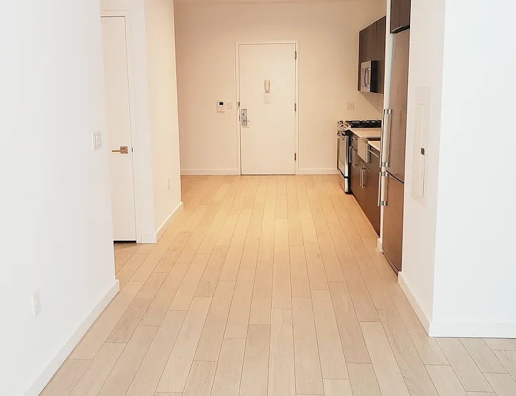 535 W 43rd St N #1D — Photo 8