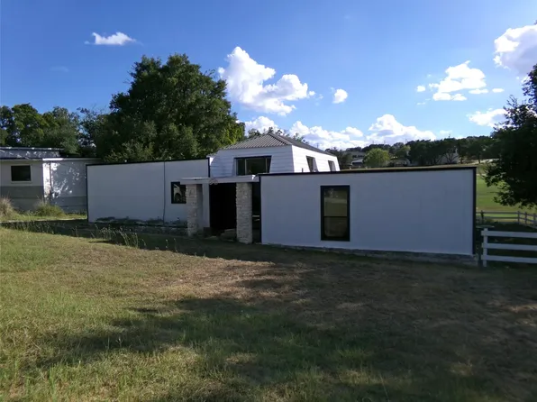 20707 Greenpark Dr, Leander, TX 78645