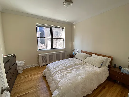 Rented by Urban Real Estate Inc | media 7