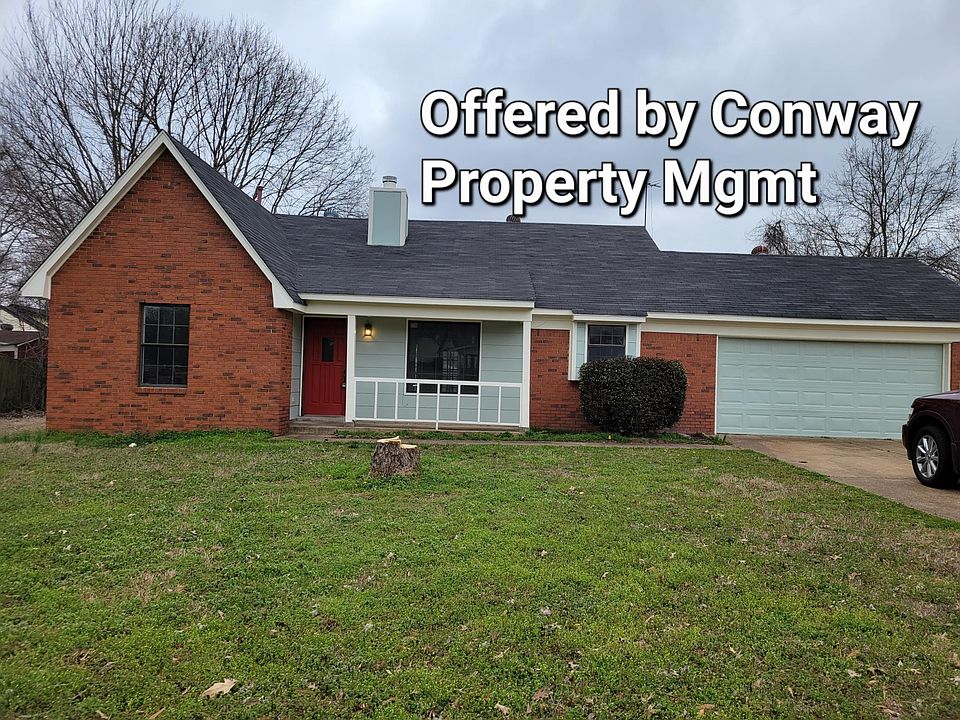1st image of 890 Clarington Dr