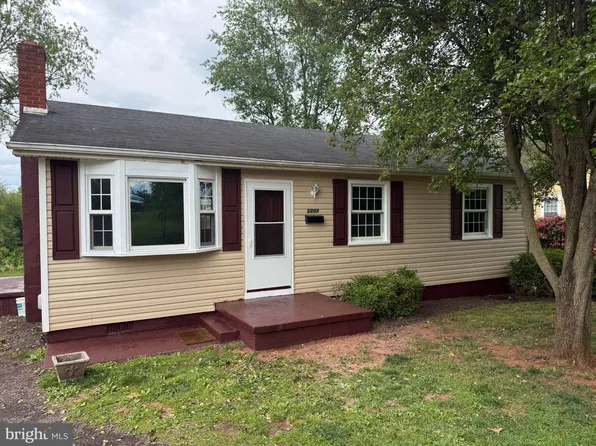 1201 S East St, Culpeper, VA 22701