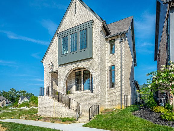 3rd image of 9427 Calder Cir #38