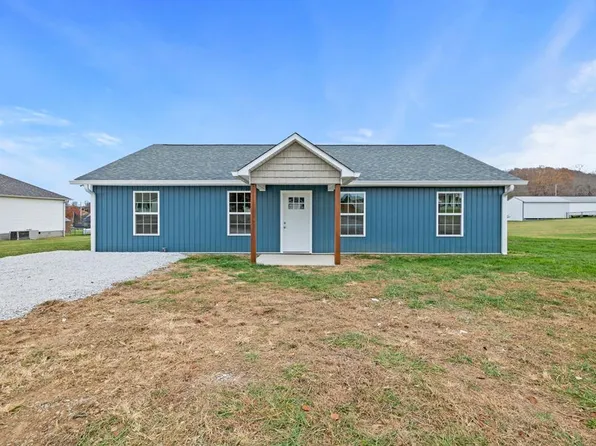 408 Green Valley Dr, Livingston, TN 38570