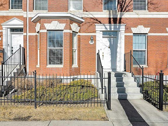 2nd image of 60 SW Inverness Sq SE