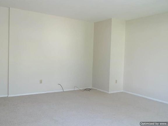 4th image of 438 North St APT 9A