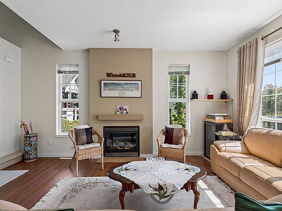 4th image of 2200 Panorama Dr #126