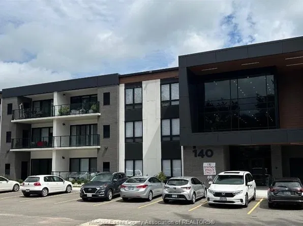 140 Main St E #209, Kingsville, ON N9Y 1A6