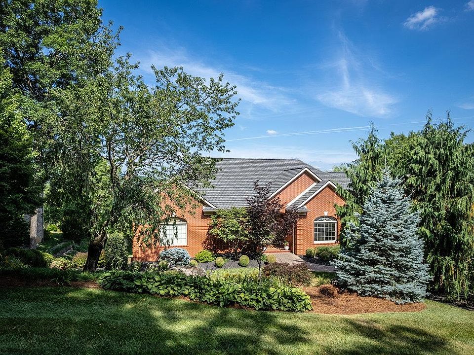 1st image of 4220 Lucy Long Dr