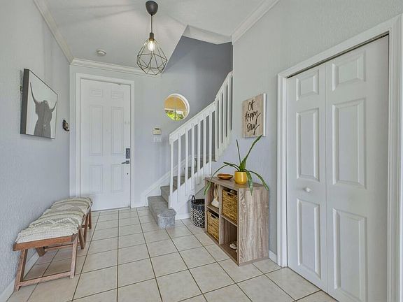 5th image of 3028 N EVERGREEN Circle