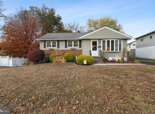 3703 John Dr, Brookhaven, PA 19015