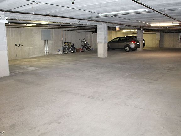 Garage 2