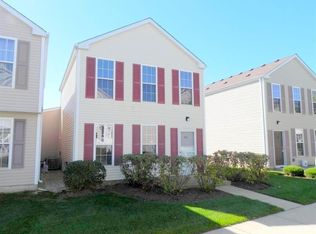 800 Symphony Dr, Aurora, IL 60504