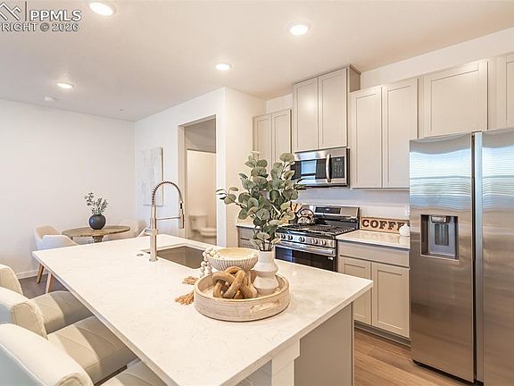 7th image of this home