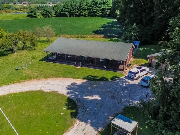 3429 W Briarwood Rd, Monrovia, IN 46157