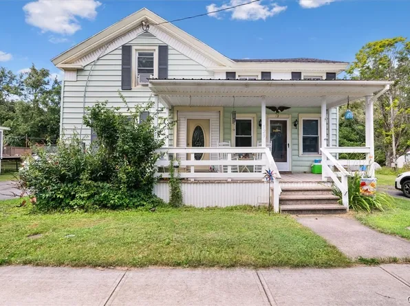 129 Broad St, Oriskany Falls, NY 13425