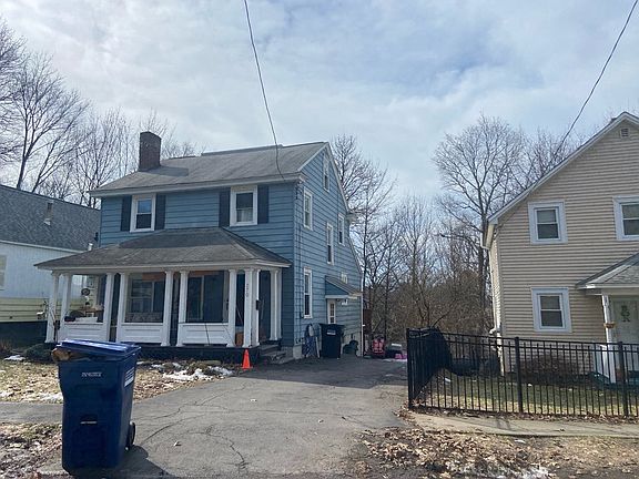 2nd image of 270 Reed Ave