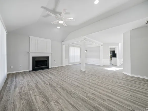 10467 HORN BLVD, San Antonio, TX 78240