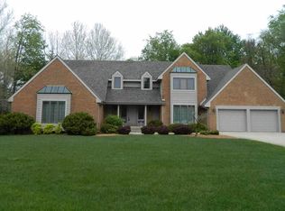 1690 S Walnut Dr, Warsaw, IN 46580