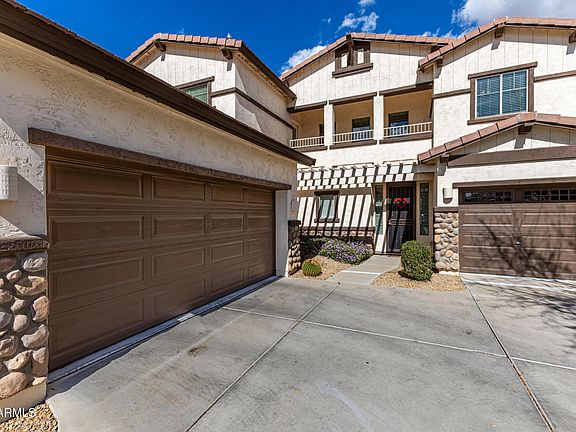 5th image of 4054 E WASHINGTON Avenue
