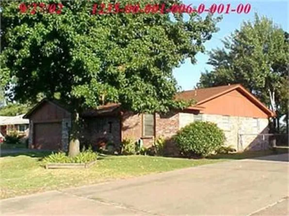 1501 Garfield St, Idabel, OK 74745