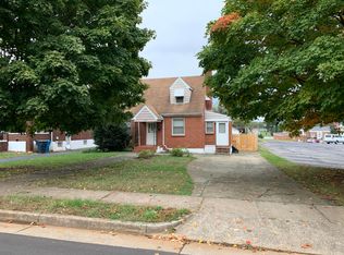 3641 Round Hill Ave NW, Roanoke, VA 24012