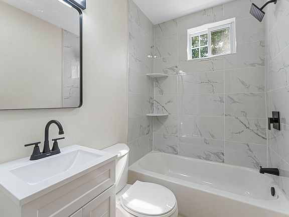 5th image of 2066 Eastburn Ave #1
