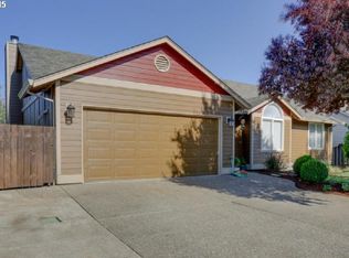 13941 SE Alimaria Dr, Clackamas, OR 97015
