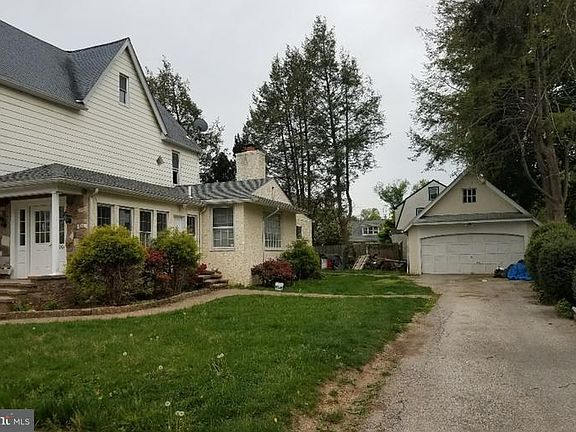 2nd image of 260 N Highland Ave