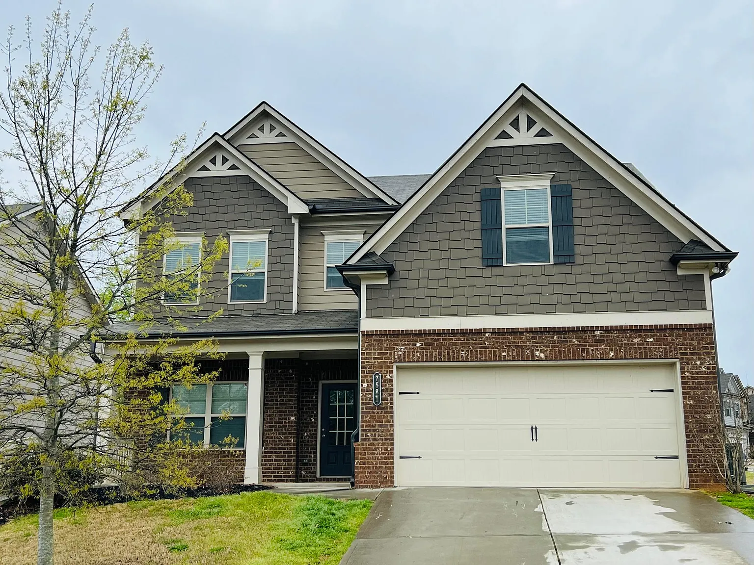 7581 Silk Tree Pointe — Photo 1