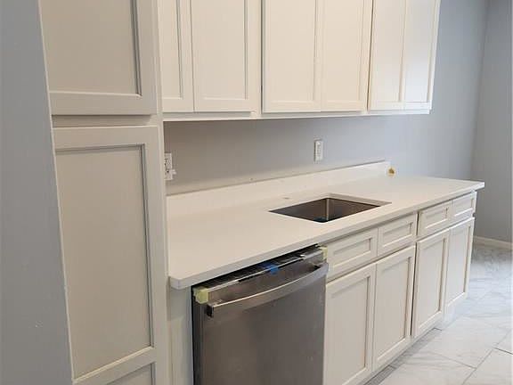 3rd image of 165 New Chalet Dr