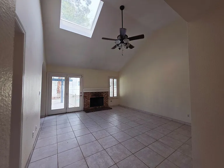 2920 Setting Sun St — Photo 13