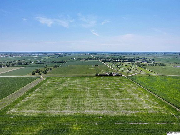 3rd image of 380 County Road G