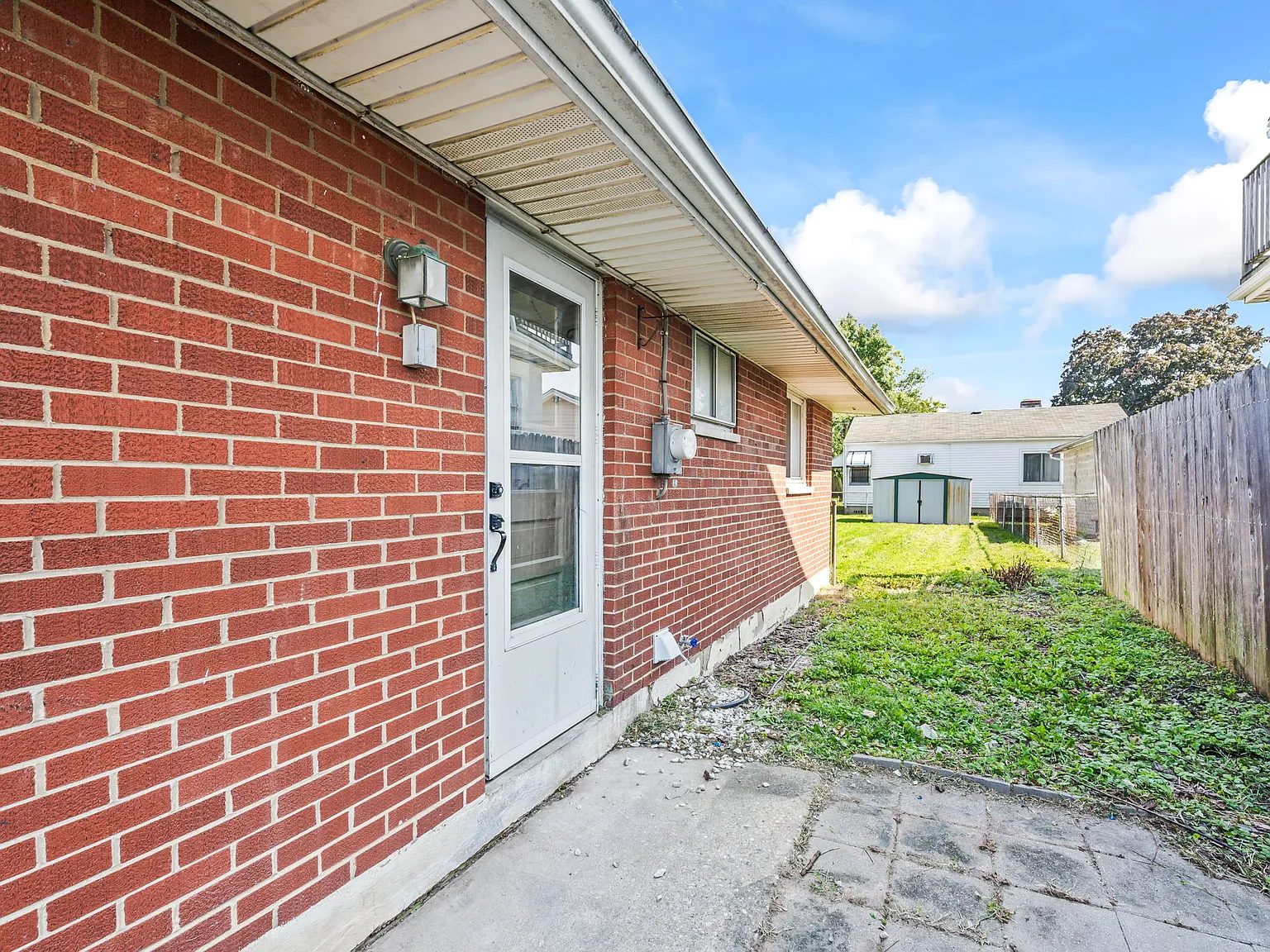 2 bed, 875 sqft, $1,250 — Photo 3