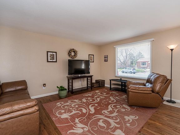 Main Level Living Room