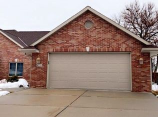 410 Skyview Cir, Norfolk, NE 68701