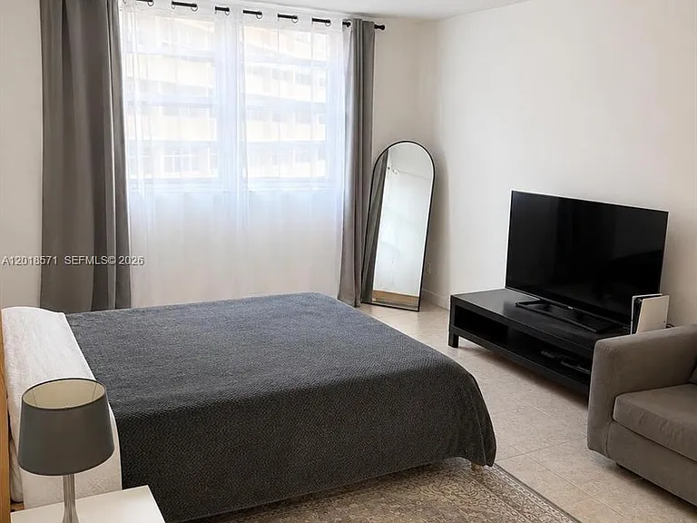1833 S Ocean Dr #805 — Photo 9