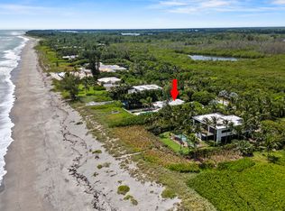 77 N Beach Rd, Hobe Sound, FL 33455
