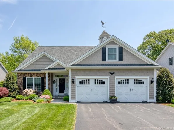 2 Crestview Drive #2, Middlefield, CT 06481