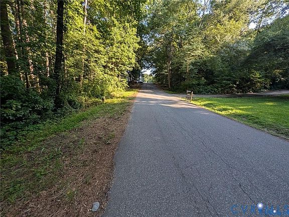 3rd image of 11625 Oak Rd