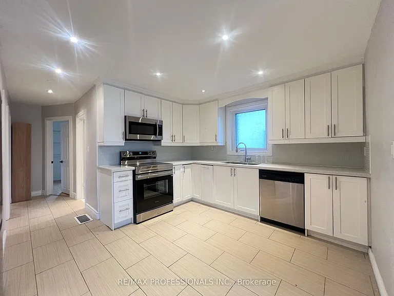 78 Athol Ave — Photo 11