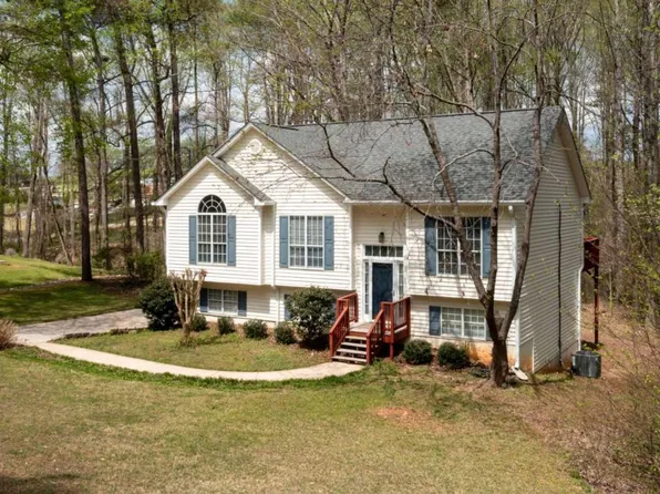 7795 Wilkinson Dr, Gainesville, GA 30506