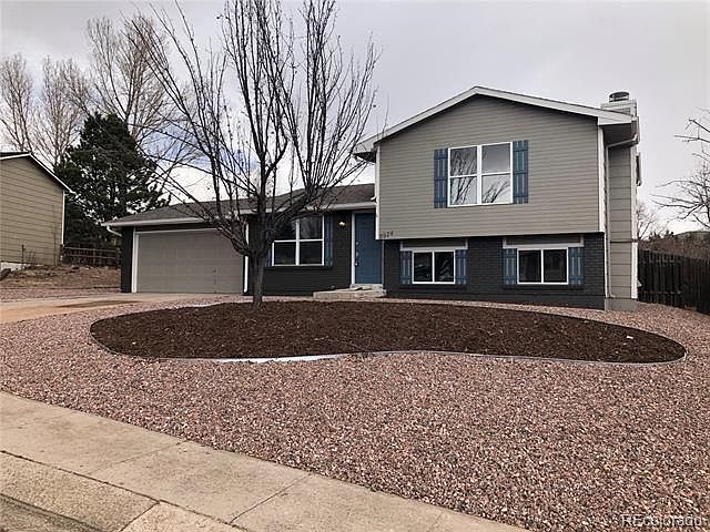 2nd image of 2974 Valarie Cir