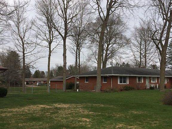 2nd image of 4685 Greenfield Dr