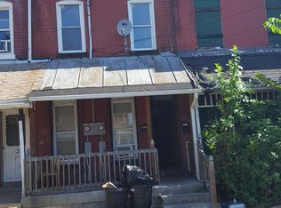 18 Montgomery Pl, Trenton, NJ 08618